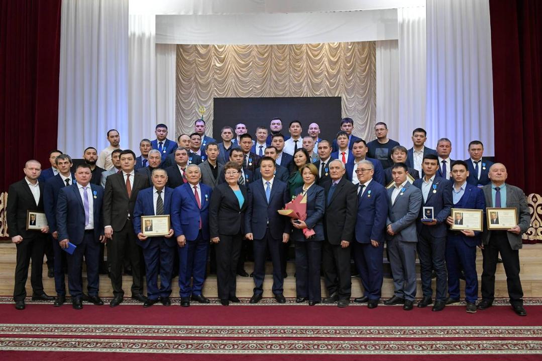Ликвидаторы аварии в Экибастузе получили награды от Президента
