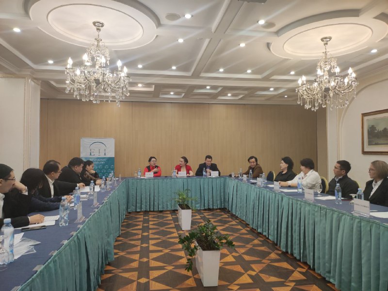 Эксперты обсудили предвыборную деятельность казахстанских партий