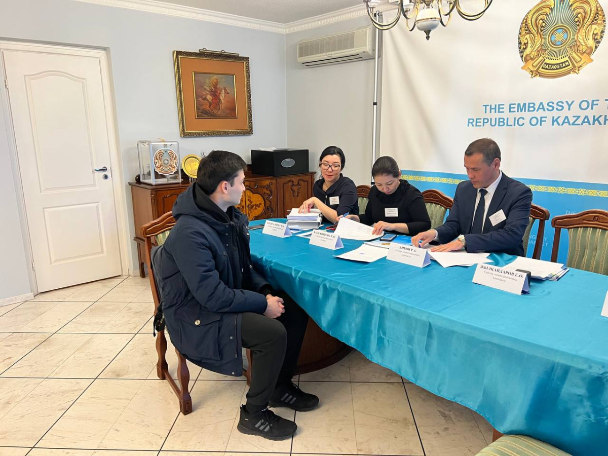 Избирательные участки для казахстанцев открываются в городах Европы