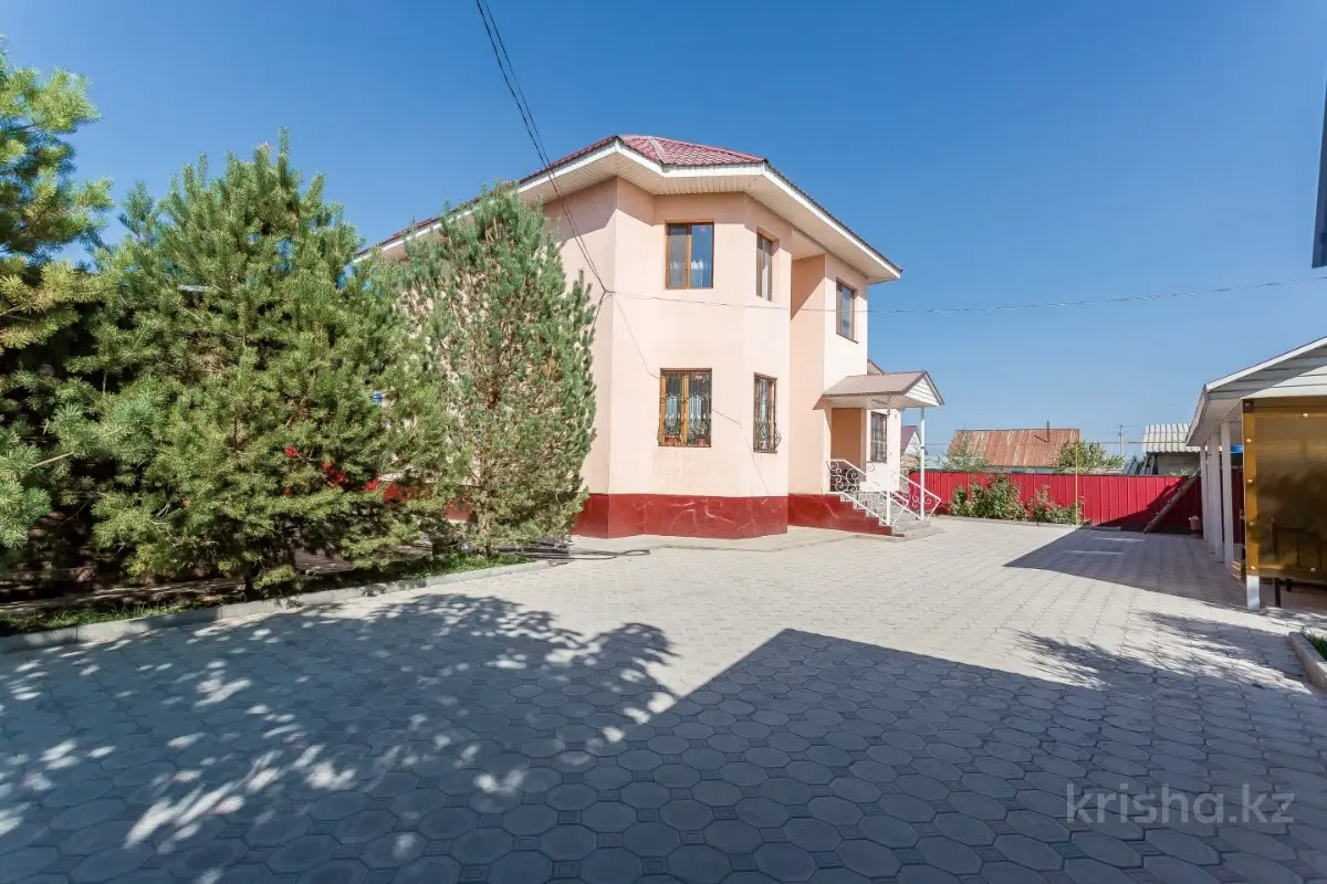 Сколько стоят частные дома в регионах Казахстана
