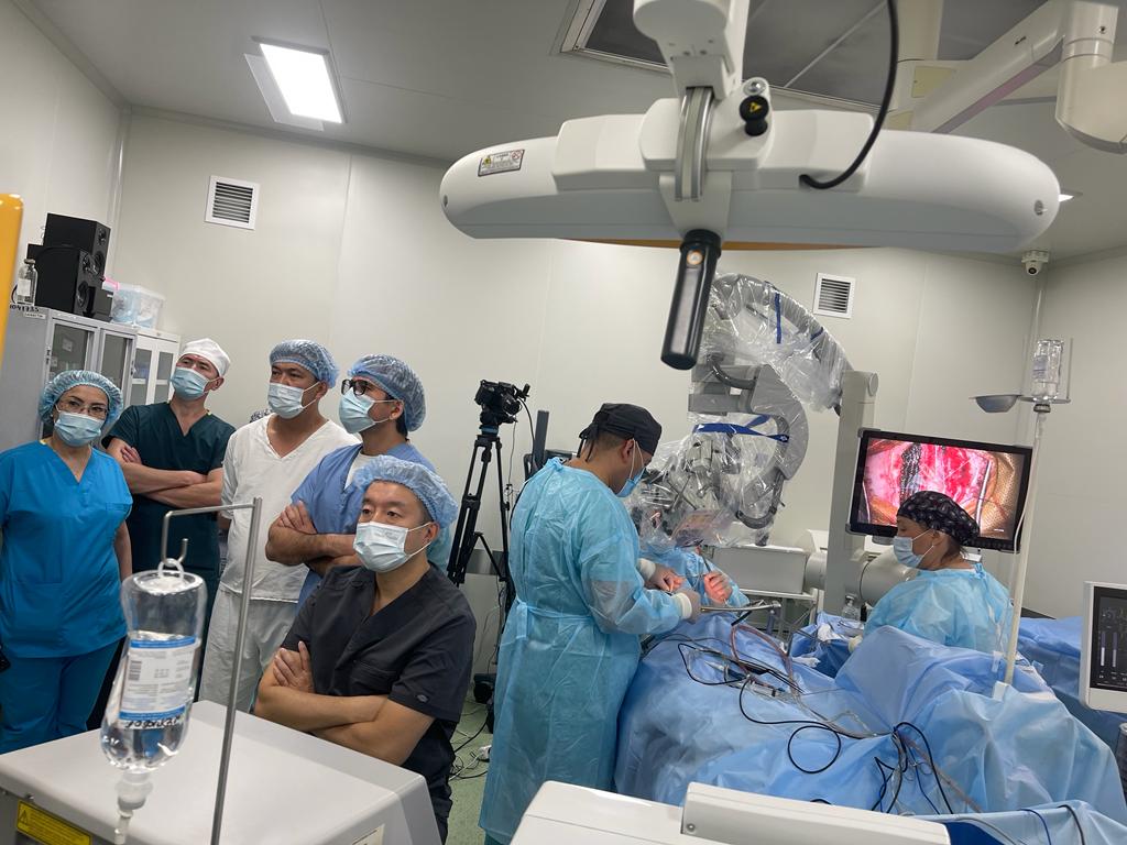 Сложнейшие операции 6 казахстанским детям с аномалиями черепа провели нейрохирурги Алматы и Санкт-Петербурга