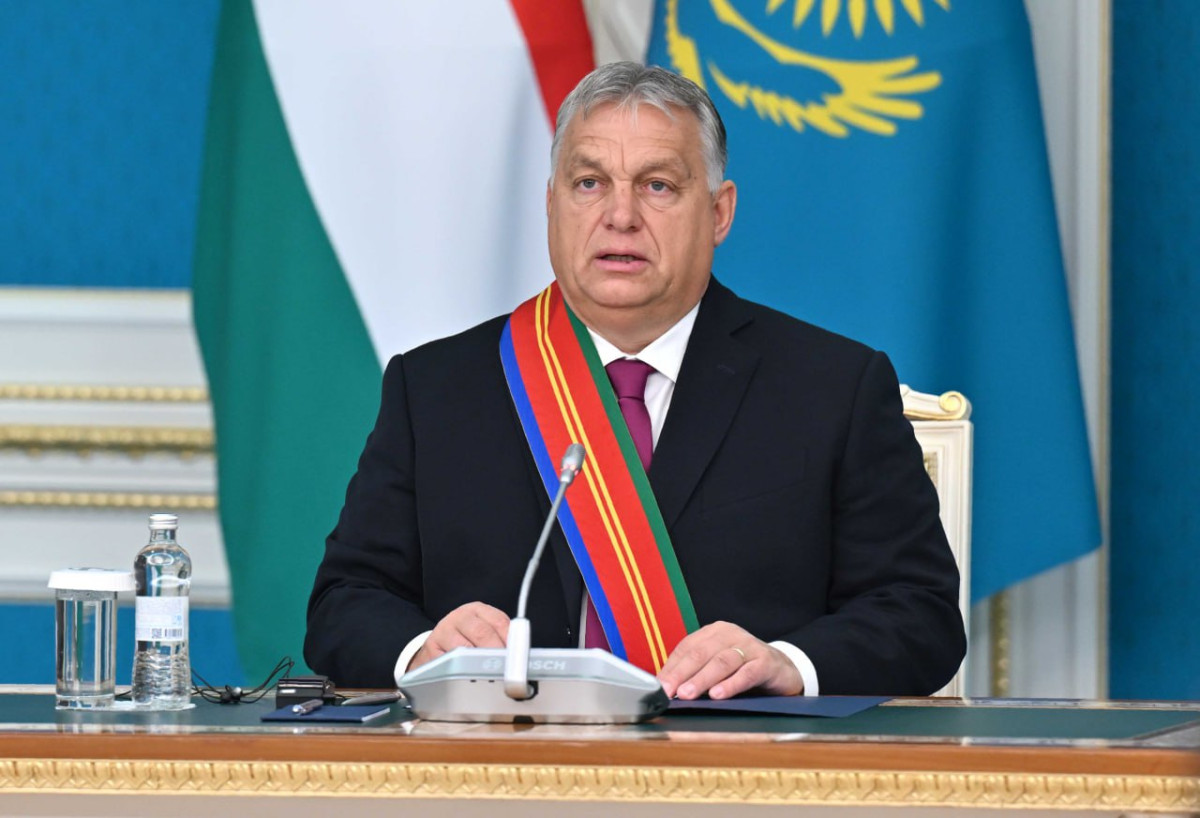 Токаев и Орбан провели переговоры в расширенном формате