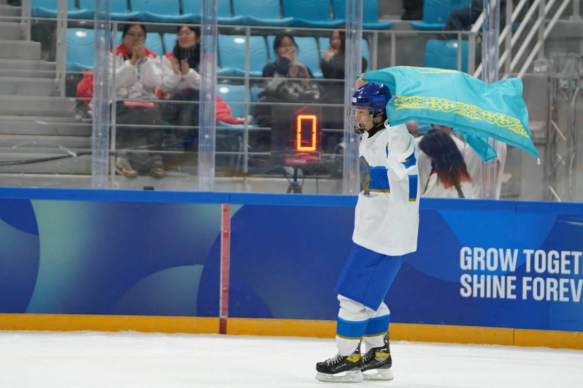 Сборная Казахстана по хоккею (3 на 3) завоевала бронзу на Юношеских Олимпийских играх