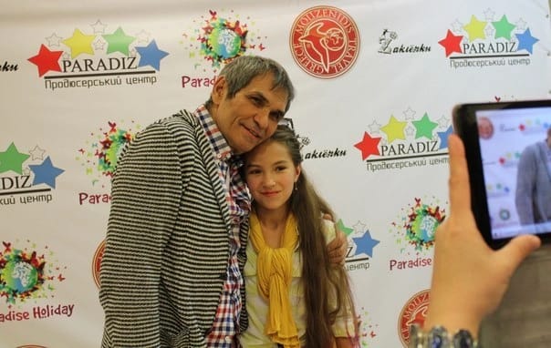 Как казахстанка снялась в фильме со Стивеном Болдуином и Эриком Робертсом