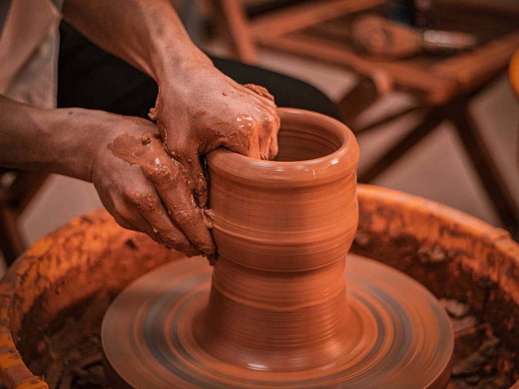 Данияр Берікболұлы: Арманым – керамика өнерін жаңа белеске көтеру