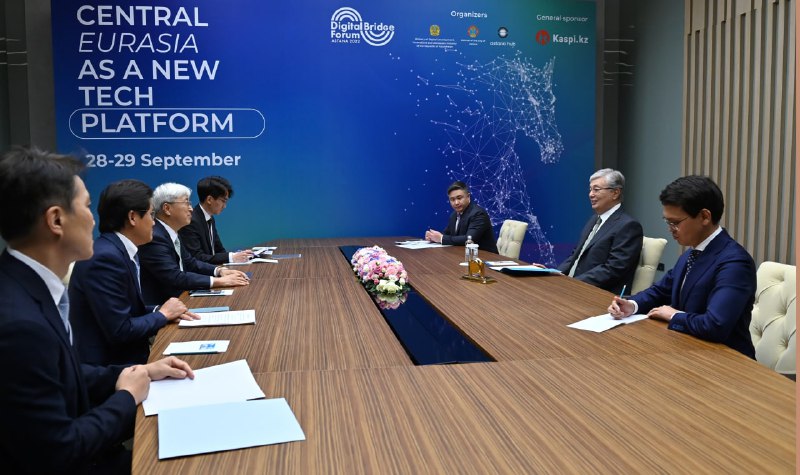 Domestic IT startups presented to Kazakh President