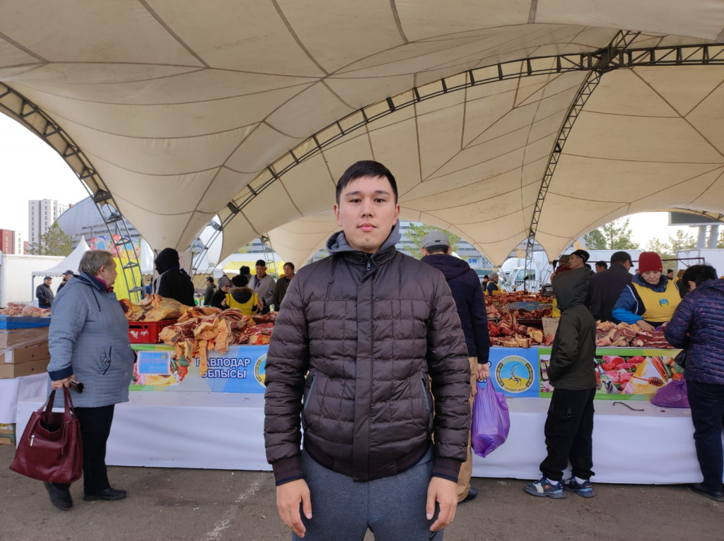 Астанада Павлодар облысының ауыл шаруашылығы жәрмеңкесі  өтуде
