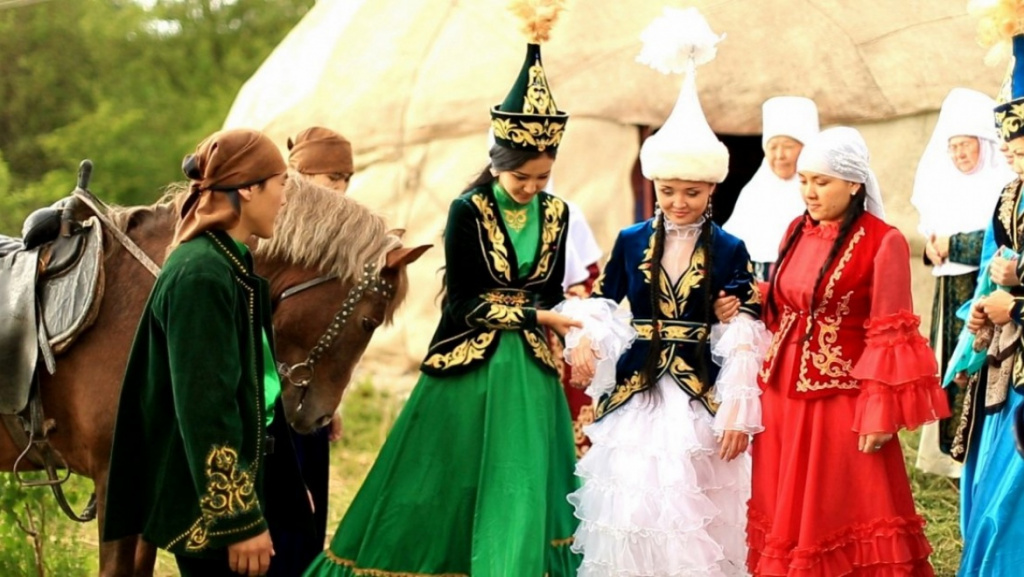 National traditions of foreign Kazakhs 