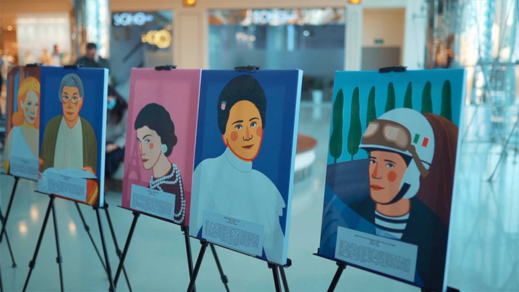 Выставка портретов великих женщин открылась в Нур-Султане