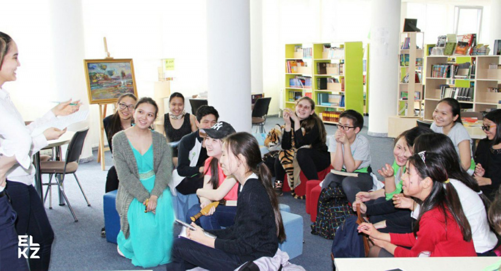 Why is vocational guidance important for secondary school students in Kazakhstan?