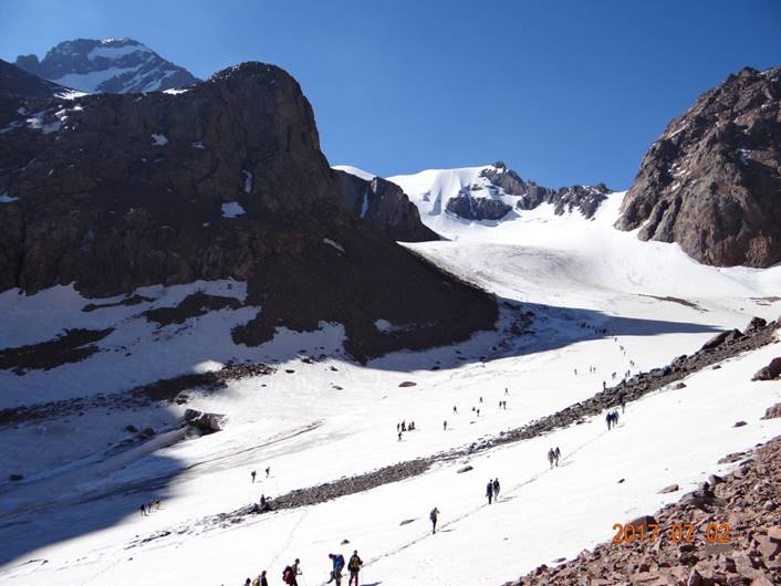 Глава МЧС Казахстана предложил согласовывать маршруты  горных туристов со спасателями
