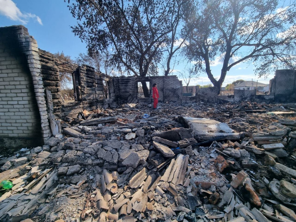 Спасенные жизни и гуманитарная помощь: Хроника лесных пожаров в Костанайской области