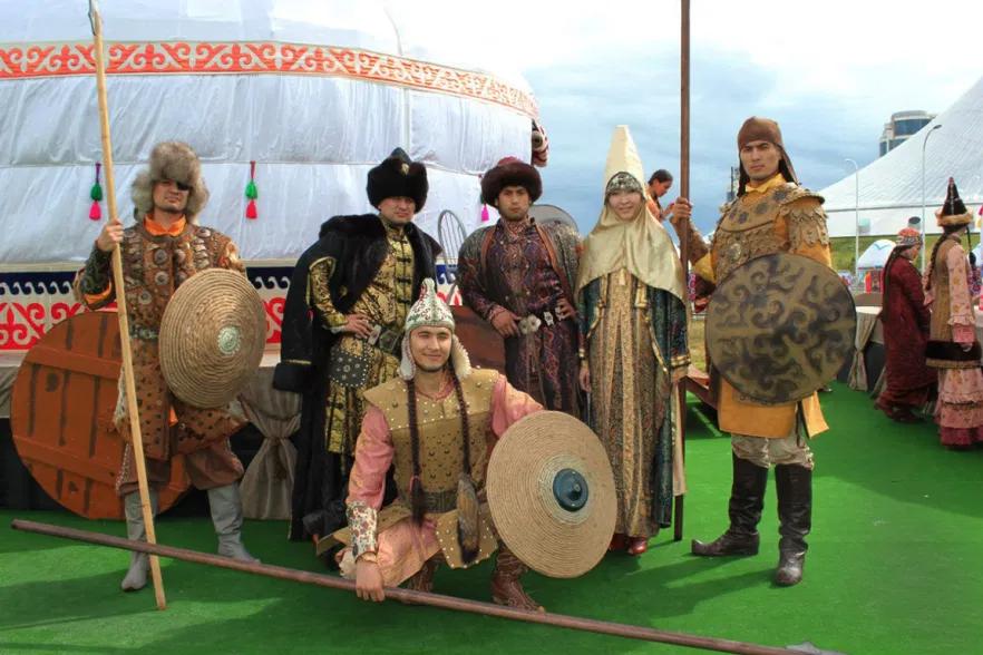 People in traditional costumes are another integral part of Nauryz celebration