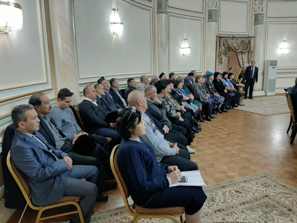 Мажилисмен Шаймардан Нурумов встретился с руководителями этнокультурных объединений Алматы