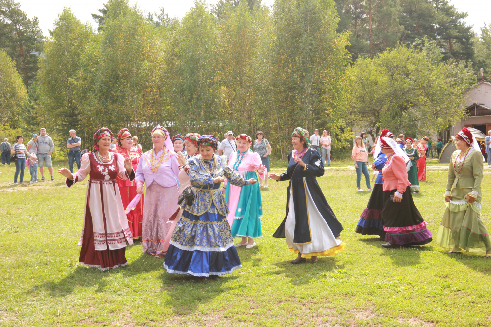 Восточноказахстанцы отпраздновали ежегодный фестиваль «Медовый Спас»