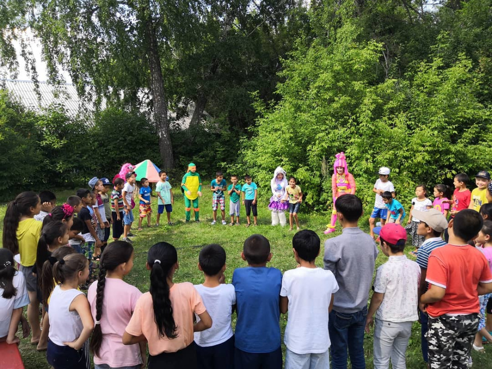 АНК СКО устроила праздник для детей из Арыса, отдыхающих в лагере труда и отдыха