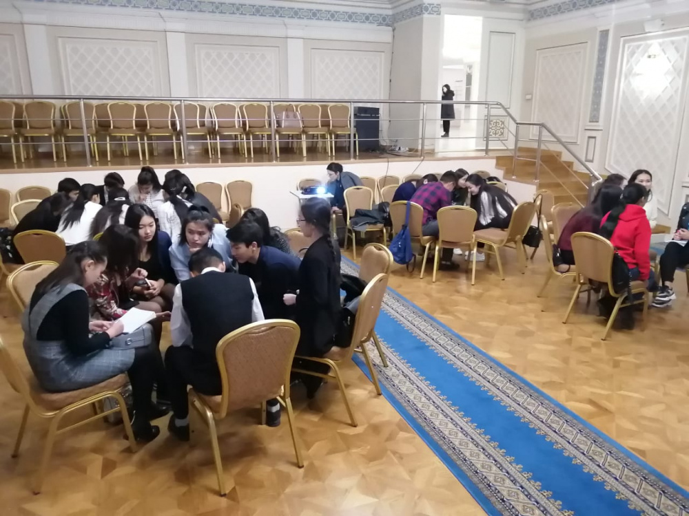  ﻿В Алматы обсудили проблемы этножурналистики в электронных СМИ