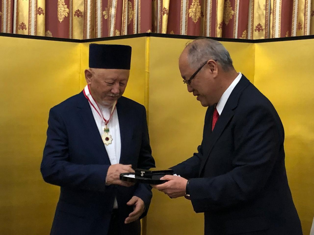 Absattar Derbisali Conferred the Order of the Rising Sun, Gold Rays with Neck Ribbon 