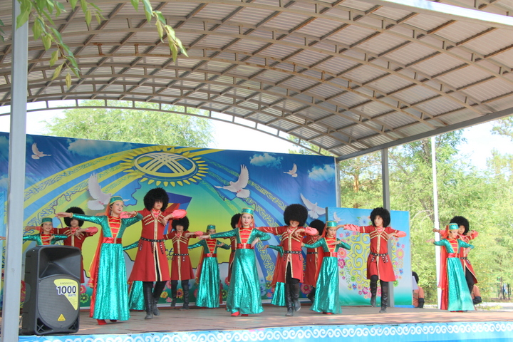День чечено-ингушской культуры отметили в павлодарском парке АНК