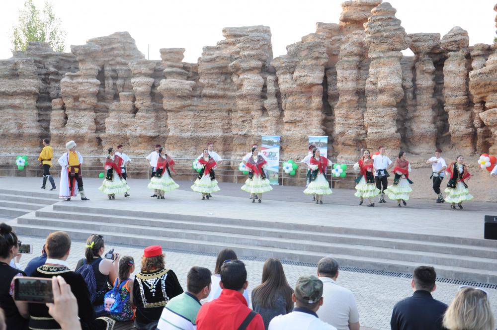 Казахстанские башкиры съехались в столицу отметить древний праздник «Йыйын»