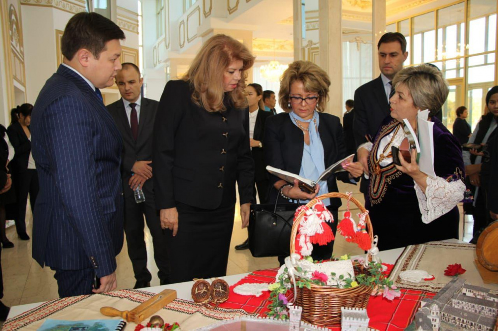 Вице-Президент Болгарии в Павлодаре посетила Дом дружбы
