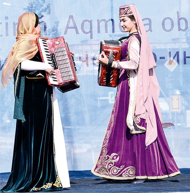 В Кокшетау в рамках фестиваля дружбы отметили 30-летие чечено-ингушского общества
