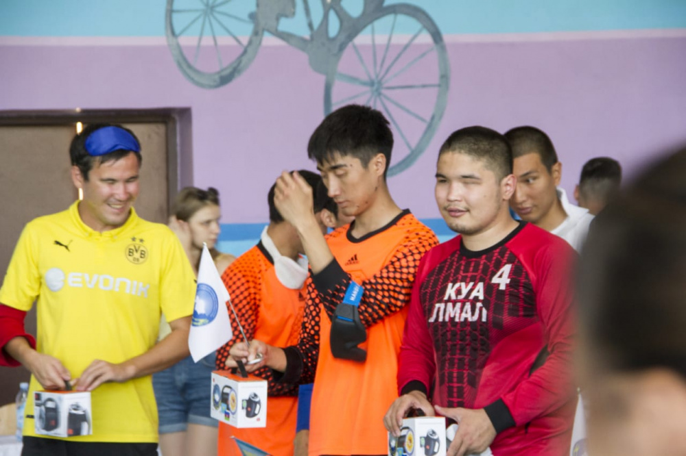  ﻿В Алматы играли в «Голбол», в самую популярную в мире игру среди спортсменов с нарушением зрения