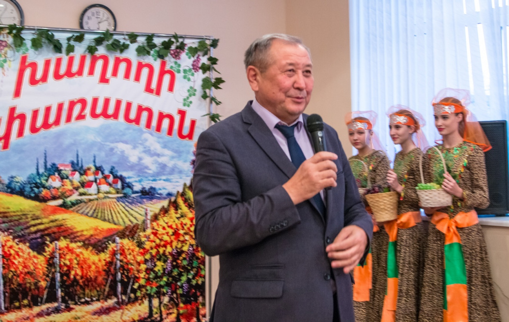 В Петропавловске впервые провели Фестиваль винограда