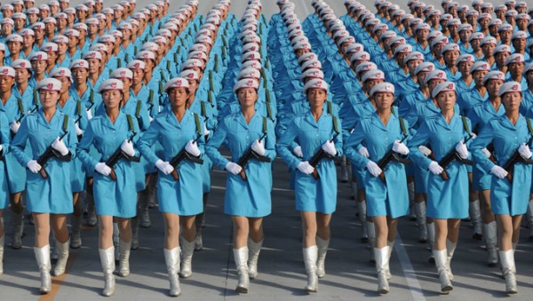 Қазақ сарбаздары Бейжіңдегі әскери парадқа қатысты     