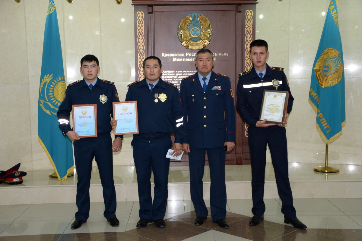 Жол-патрульдік полицияның үздік қызметкері анықталды