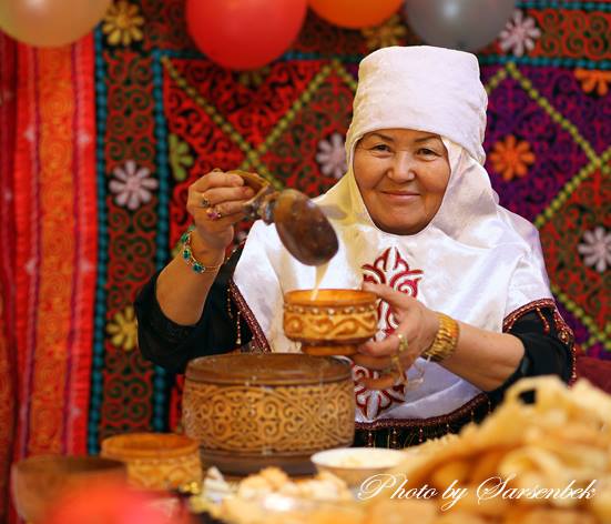 Ұлыстың ұлы күні туралы өлеңдер мен баталар